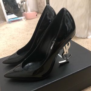 Saint Laurent opyum patent pump with monogram ysl